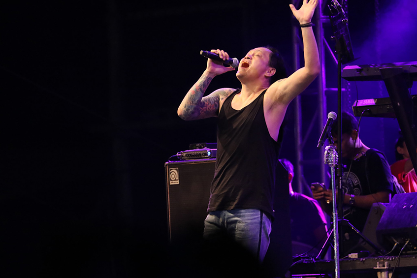 New Year Countdown Iron Cross Live Show မန္တလေးမြို့ရှိ မန္တလာသီရိအားကစားကွင်း၌ ပြုလုပ်မည