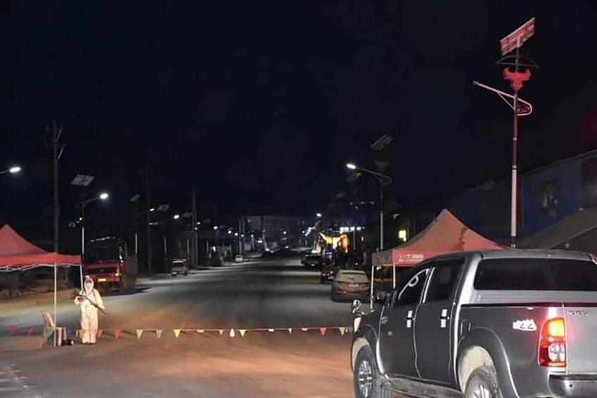 “၀” ပြည်နယ် ပန်ခမ်းမြို့တွင် ကိုဗစ်ရောဂါ ကာကွယ်နေစဉ် အသွားအလာ ကန့်သတ်မှုမြင်ကွင်း (Photo : Wa National Society Lifestyle)