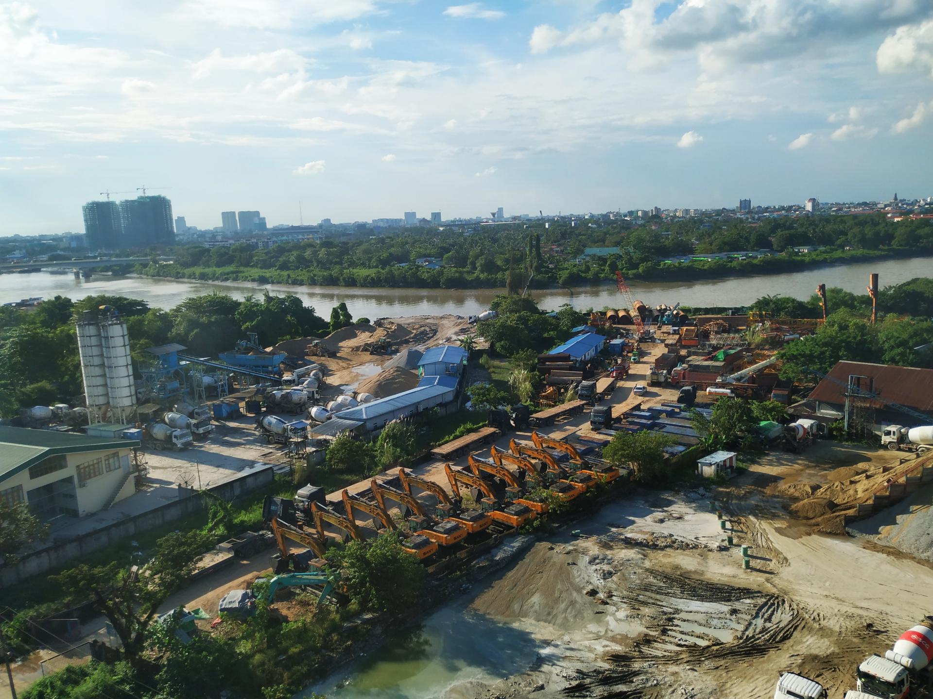 ရန်ကုန်မြို့ စက်မှုဇုန်တစ်ခုကို တွေ့ရစဉ်