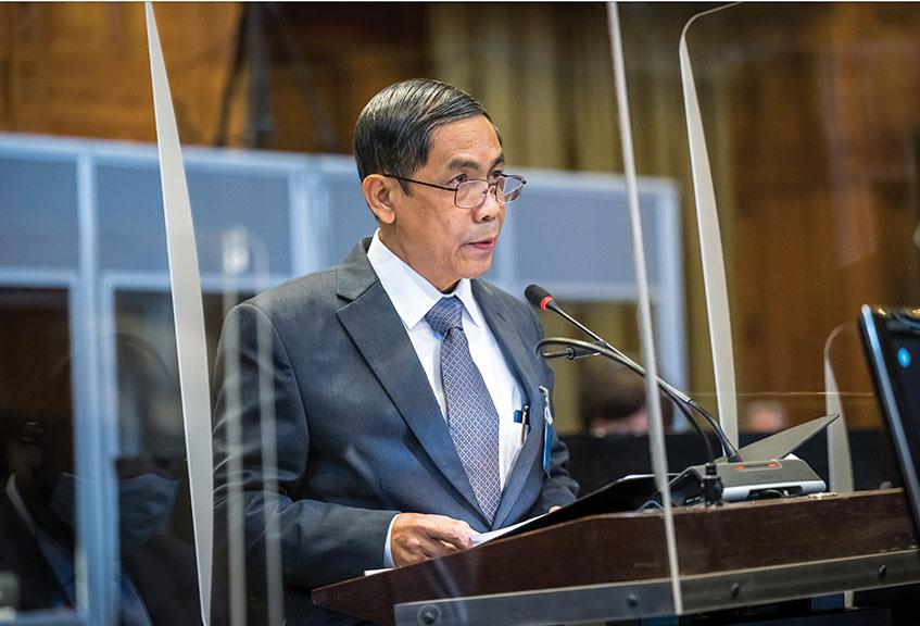 ဖေဖော်ဝါရီ ၂၁ ရက်က ICJ တရားရုံးတွင် အပြည်ပြည်ဆိုင်ရာ ပူးပေါင်းဆောင်ရွက်ရေးဝန်ကြီးဌာန ပြည်ထောင်စုဝန်ကြီး ဦးကိုကိုလှိုင် ပြောကြားစဉ် (Photo:ICJ)