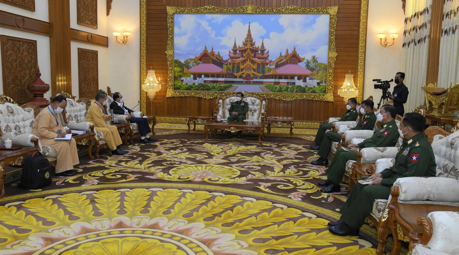 နစကဥက္ကဋ္ဌနှင့် RCSS ကိုယ်စားလှယ်အဖွဲ့ မေ ၂၀ ရက်က တွေ့ဆုံစဉ်