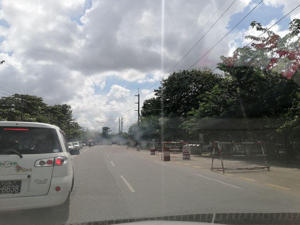 ပေါက်ကွဲမှုဖြစ်ပွားခဲ့သော သုဝဏ္ဏနယ်မြေရဲစခန်း အနီးပတ်ဝန်းကျင်အား တွေ့ရစဉ်
