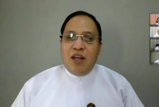 စီမံကိန်း၊ ဘဏ္ဍာရေးနှင့် စက်မှုဝန်ကြီးဌာန ဒုတိယဝန်ကြီး ဦးဆက်အောင် ဆွေးနွေးပြောကြားစဉ်