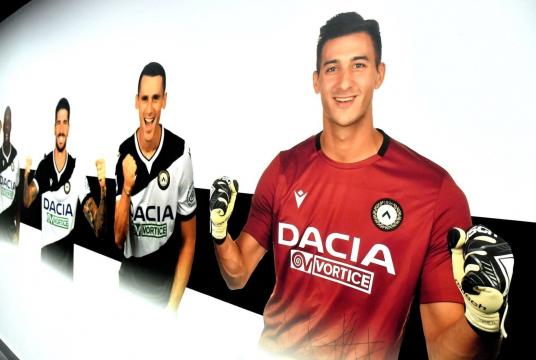 Photos : Teams' Facebook