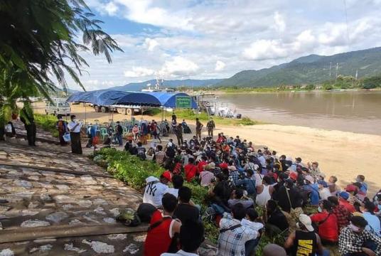 ဓာတ်ပုံ တာချီလိတ်ခရိုင် ထွေ/အုပ်