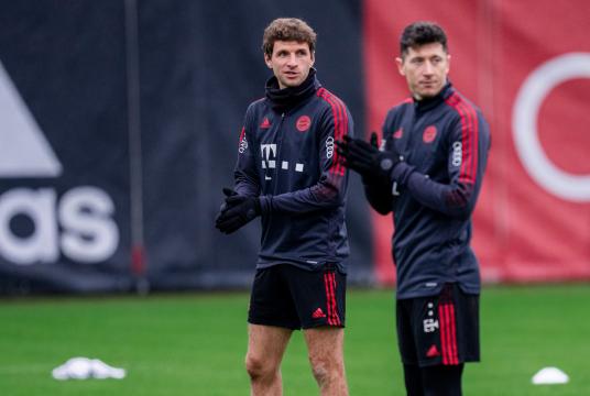 Photos : Teams' Facebook