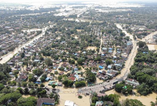 ■ ပဲခူးမြို့တွင် ရေကြီးရေလျှံမှုကို အောက်တိုဘာ ၁၁ ရက် မွန်းလွဲပိုင်းက မြင်တွေ့ရသည့် ကောင်းကင်ဓာတ်ပုံ ( ကိုထင်ကျော် - လူမှုကွန်ရက်စာမျက်နှာ)