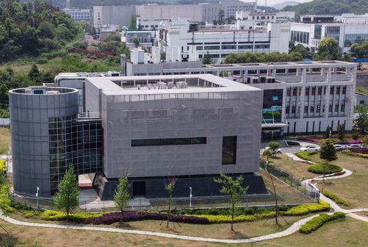  ဟူပေပြည်နယ် ဝူဟန်မြို့၏ Wuhan Institute of Virology ရှိ P4 ဓာတ်ခွဲခန်းအား ဧပြီ ၁၇ တွင် တွေ့ရစဉ်