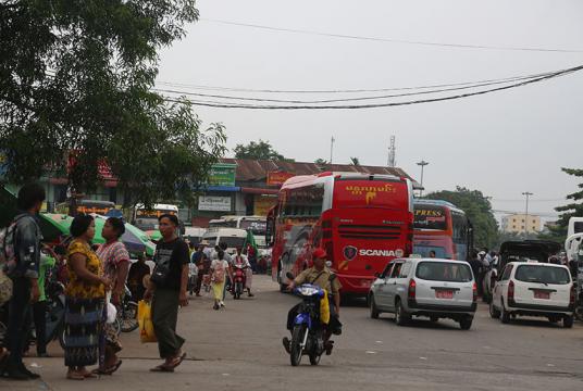 အောင်မင်္ဂလာအဝေးပြေးကားဝင်းအတွင်းရှိ ယာဉ်လိုင်းများကို ၂၀၁၉ ခုနှစ်အတွင်းက တွေ့ရစဉ်