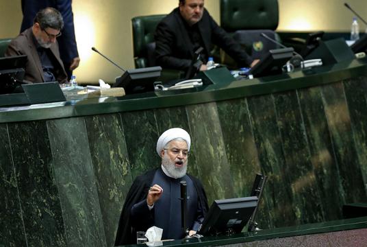 စက်တင်ဘာ ၃ ရက်တွင် တီဟီရန်၌ ပါလီမန်တွင် သမ္မတ ရိုဟာနီက မိန့်ခွန်းပြောနေစဉ် (Photo : AFP)