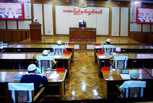 မေ ၇ ရက်က ပြုလုပ်သည့် ကယားပြည်နယ်လွှတ်တော်အစည်းအဝေးကို တွေ့ရစဉ်