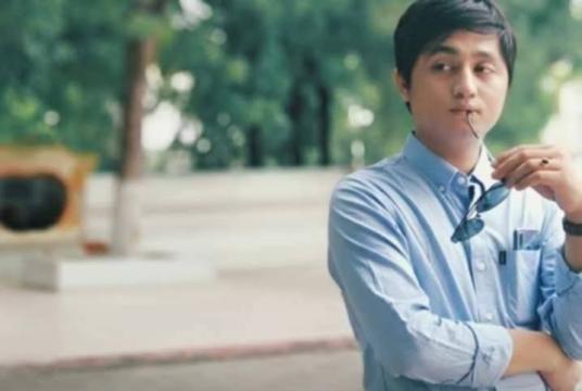 ပြန်ပေးဆွဲခံရသည့် ဒေါက်တာအောင်မြင့်မြတ်ထွန်း အား တွေ့ရစဉ်