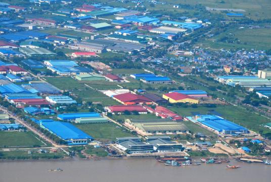 လှိုင်သာယာစက်မှုဇုန်ကို အပေါ်စီးမှ တွေ့ရစဉ်