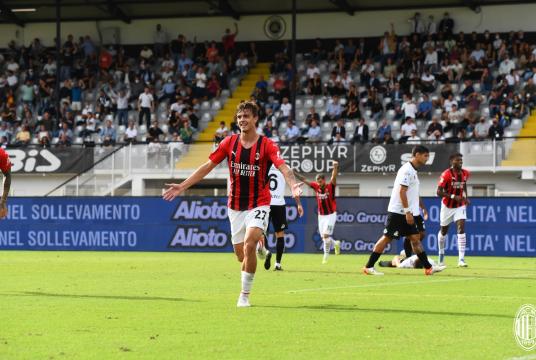 Photos : AC Milan Twitter