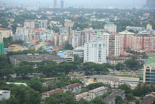 ရန်ကုန်မြို့ မြို့နယ်အချို့ အတွင်းရှိ နေအိမ်အဆောက်အအုံများကို တွေ့ရစဉ်