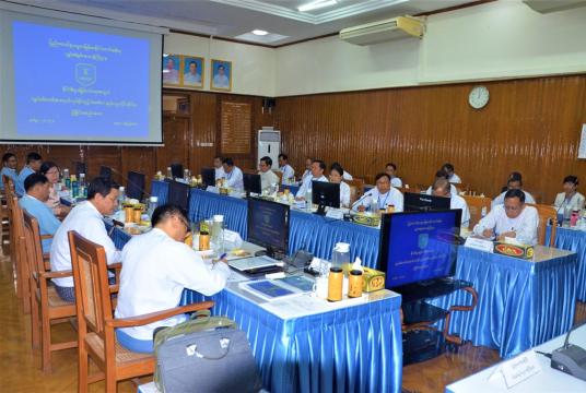 လျှပ်စစ်ဓာတ်အားထုတ် လုပ်နိုင်မည့် (Gasifier) နည်းပညာပိုင်း ဆိုင်ရာ ညှိနှိုင်းအစည်းအဝေးကို တွေ့ရစဉ်