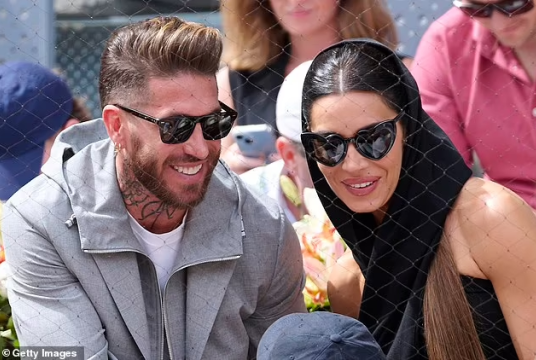 Photos: Daily Mail