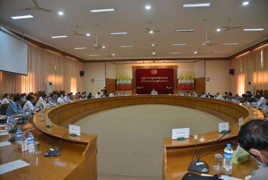 နေပြည်တော်တွင် ဖေဖော်ဝါရီ ၂၆ ရက်က ပြည်ထောင်စုရွေးကောက်ပွဲကော်မရှင်နှင့် နိုင်ငံရေးပါတီများ တွေ့ဆုံညှိနှိုင်းအစည်းအဝေး ကျင်းပစဉ်