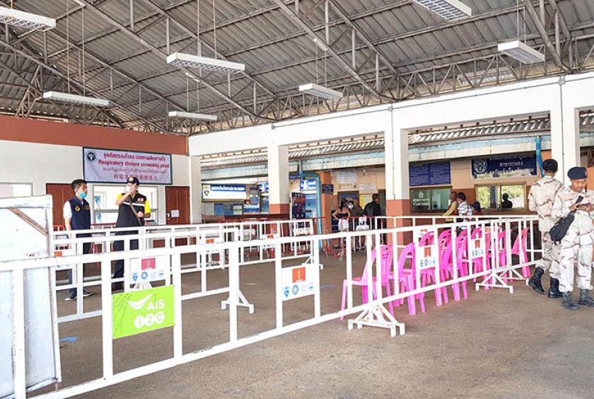  ကော့သောင်းမြို့နယ်နှင့် နယ်ချင်းထိစပ်နေသော ထိုင်းနိုင်ငံ ရနောင်းမြို့ရှိ စဖန်ဖလားဆိပ်ကမ်းကို တွေ့ရစဉ်