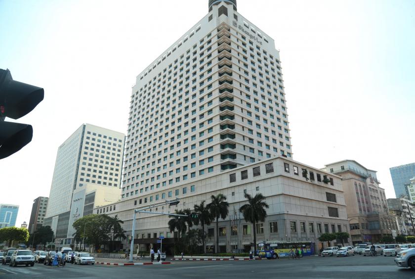 Sule Shangri-La Hotel အား ၂၀၁၉ ဒီဇင်ဘာ ၂၂ ရက်က တွေ့ရစဉ် (ဓာတ်ပုံ - သီဟအောင်၊ မျိုးထက်ပိုင်)