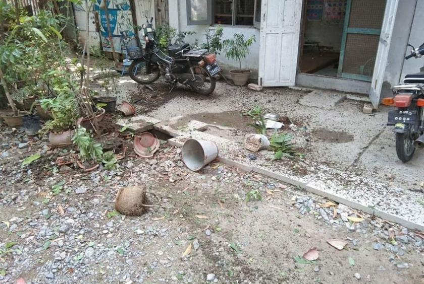 စည်ပင်သာယာ ဝန်ထမ်းအိမ်ရာအတွင်း ဧပြီ ၂၉ ရက်က လက်လုပ်ဗုံး ပေါက်ကွဲမှု ဖြစ်ပွားပြီးနောက် တွေ့ရစဉ်