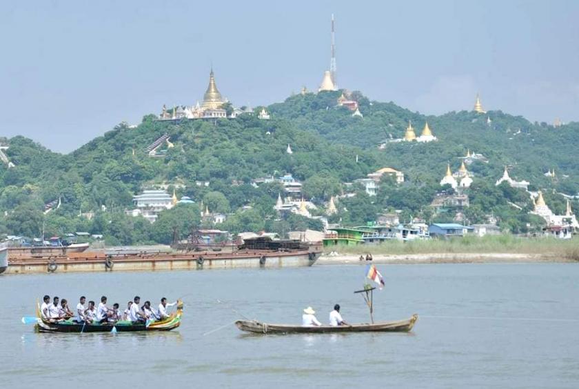 ယခင်နှစ်များက ပြုလုပ်ခဲ့သည့် ရွှေကြက်ကျဘုရား လှေဦးတိုက်ပွဲနှင့် ရေစာ-ဝဲစာကျွေးပွဲကို တွေ့ရစဉ်