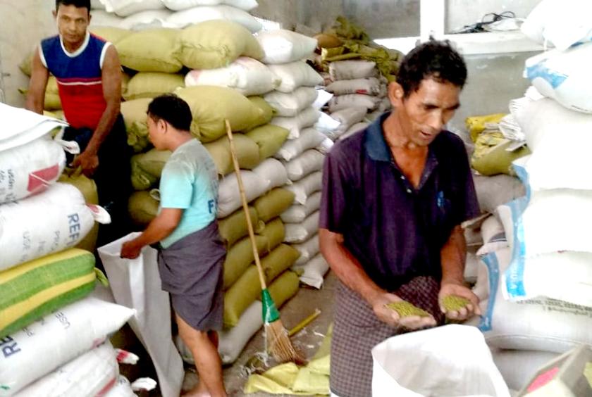 မန္တလေးတိုင်းဒေသကြီးရှိ ပဲသိုလှောင်ရုံတစ်ရုံကို တွေ့ရစဉ်