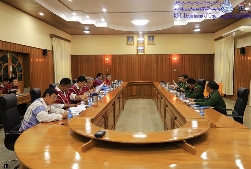 ဖေဖော်ဝါရီ ၁၉ ရက်က KNU ဒုတိယဥက္ကဋ္ဌဦးဆောင်သော ကိုယ်စားလှယ်အဖွဲ့နှင့် တပ်မတော်ကိုယ်စားလှယ်အဖွဲ့တို့ နေပြည်တော်၌ တွေ့ဆုံစဉ်