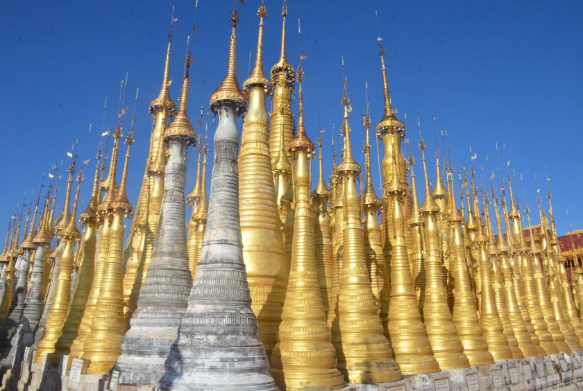 ​​​​​​​ညောင်ရွှေနယ်မှ ရွှေအင်းတိန် ရှေးဟောင်းစေတီတော်များကို ဖူးတွေ့ရစဉ်
