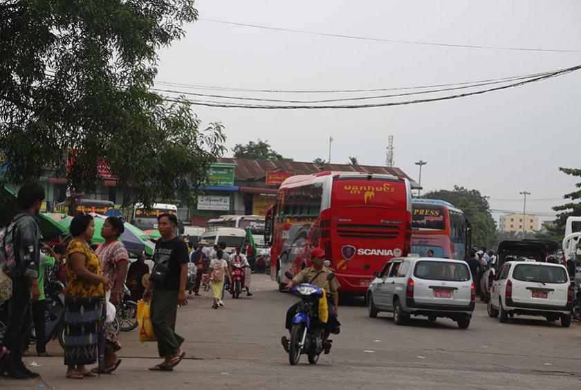 အောင်မင်္ဂလာအဝေးပြေးကားဝင်းအတွင်းရှိ ယာဉ်လိုင်းများကို ၂၀၁၉ ခုနှစ်အတွင်းက တွေ့ရစဉ်