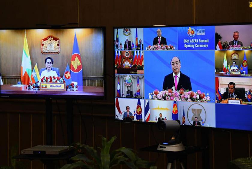 ဇွန် ၂၆ ရက်က အာဆီယံဒေသတွင်း ခေါင်းဆောင်များ ထိပ်သီးအစည်းအဝေးပွဲကို Video Conferencing စနစ်ဖြင့် ပြုလုပ်နေစဉ်