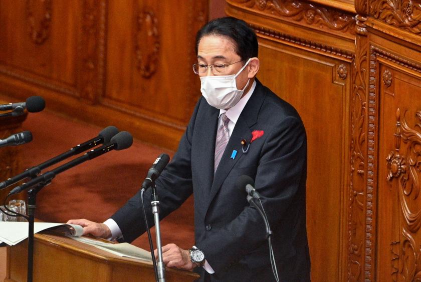 အောက်တိုဘာလ ၁၁ ရက်က ဂျပန်အောက်လွှတ်တော်တွင် မိန့်ခွန်းပြောကြားနေသည့် ဝန်ကြီးချုပ်ကီရှီဒါအား တွေ့ရစဉ်