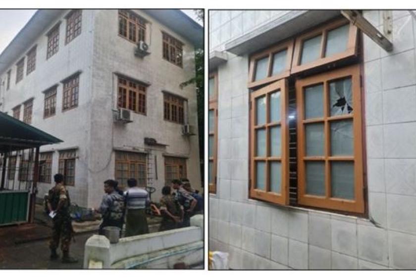 မီးပုလင်းဖြင့် ပစ်ပေါက်ခံရပြီးနောက် အင်းစိန်ရွာမ ပရိယတ္တိစာသင်တိုက်သို့ လုံခြုံရေးတပ်ဖွဲ့များ လာရောက်စစ်ဆေးစဉ်(Photo : Dsinfo)