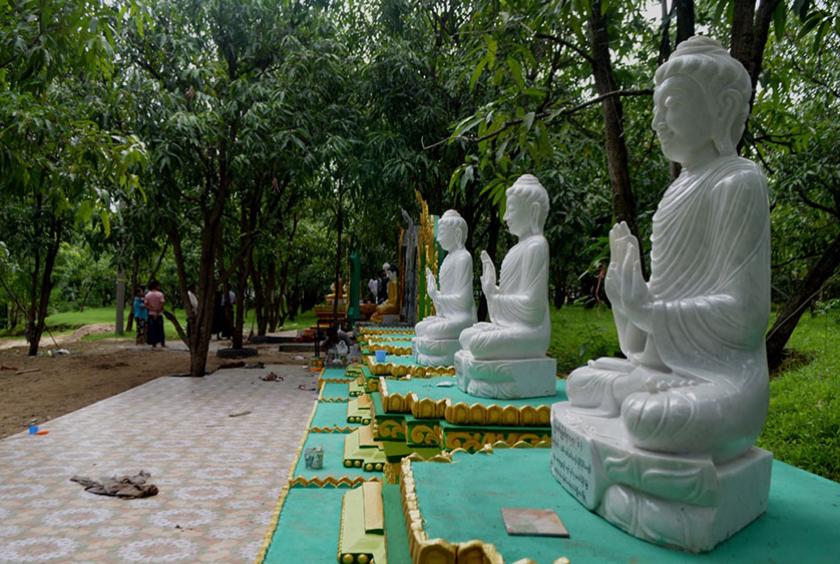 မိတ္ထီလာမြို့နယ် ညောင်ကုန်းကျေးရွာရှိ အလိုတော်ပြည့် အောင်မြေဗောဓိ ဓမ္မရိပ်သာတွင် ပြုံးတော်မူဗုဒ္ဓရုပ်ပွား ဆင်းတုတော် အဆူ ၃၀၀ တည်ထားကိုးကွယ်နေမှုအား သြဂုတ် ၆ ရက် မွန်းလွဲပိုင်းက ဖူးတွေ့ရစဉ်