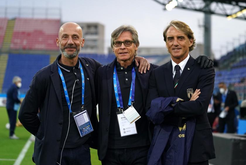 Photos: Roberto Mancini Twitter