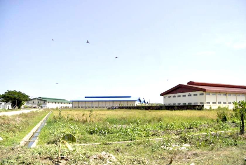 ရန်ကုန်မြို့ရှိ စက်မှုဇုန်တစ်ခုကို တွေ့ရစဉ်