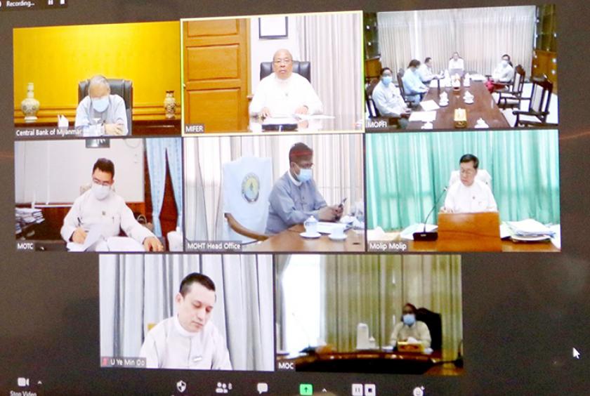  COVID-19 ကြောင့် ဖြစ်ပေါ်လာနိုင်သည့် စီးပွားရေးသက်ရောက်မှုများအပေါ် ကုစားရေးလုပ်ငန်းကော်မတီ အစည်းအဝေးကို တွေ့ရစဉ် (ဓာတ်ပုံ- MIFER)
