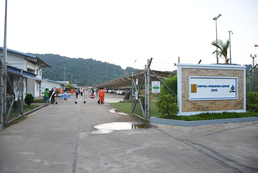 PTTEP သဘာဝဓာတ်ငွေ့စီမံကိန်း၏ လုပ်ငန်းခွင်တစ်ခုကို တွေ့ရစဉ်