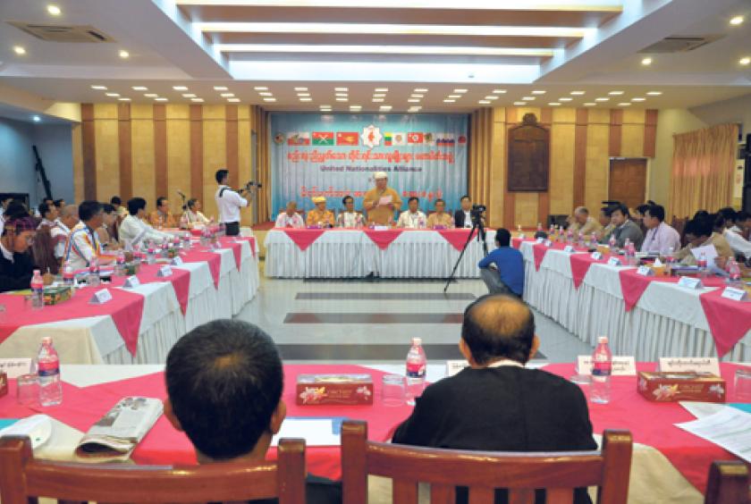စည်းလုံးညီညွတ်သော တိုင်းရင်းသား လူမျိုးများ မဟာမိတ်အဖွဲ့နှင့် ဖိတ်ဖက် အဖွဲ့အစည်းများ တတိယအကြိမ် ညှိနှိုင်းဆွေးနွေးပွဲကို တွေ့ရစဉ်