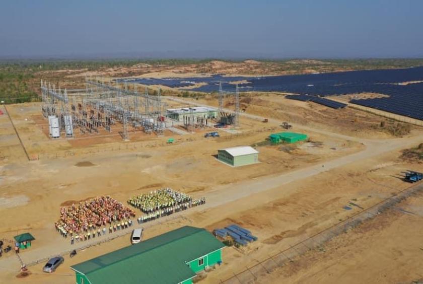 ■ ၂၀၁၉ ခုႏွစ္ စက္တင္ဘာတြင္ ဖြင့္လွစ္ခဲ့သည့္ ျမန္မာႏိုင္ငံ၏ ပထမဆုံးေသာ မင္းဘူး ဆိုလာ Power Plant မ်ားကို ေတြ႕ရစဥ္